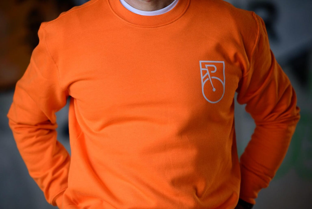 sudadera-escudo-orange-crema-Ciclit